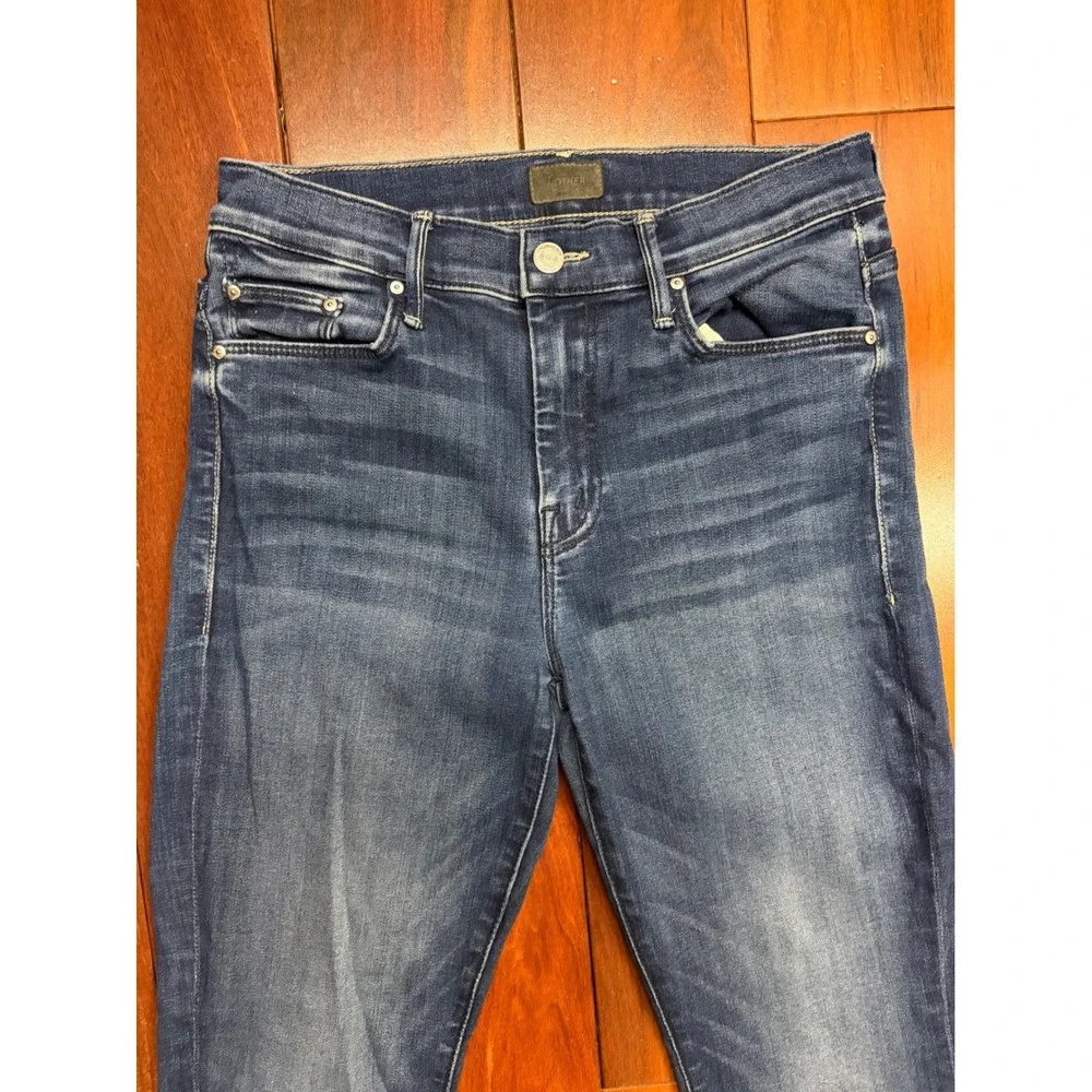 Mother The Weekender Fray Mid Rise Flare Jeans Tongue and Chic Denim Size 28 - Picture 7 of 10